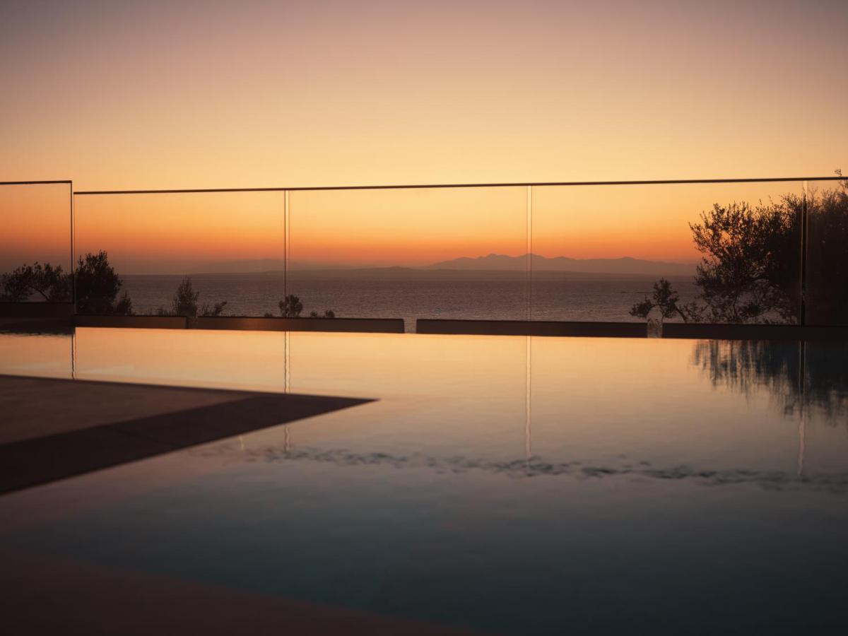 Uparati Villa - Hilltop Sea View Retreat Tsilivi  Exteriör bild
